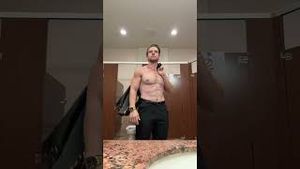 Video post by @reelshortapp on YouTube