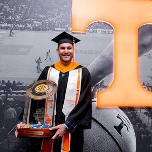 Image post by @vol_hoops on Instagram