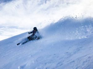 Image post by @cufreeskiing on Instagram