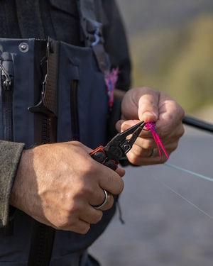 Image post by @leathermantools on Instagram