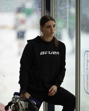Image post by @hilaryknight on Instagram
