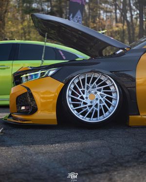 Image post by @emartinezflics on Instagram
