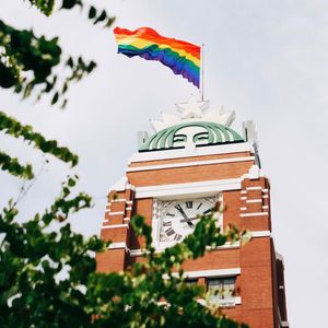 Image post by @starbucks on Instagram