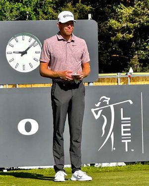 Image post by @alexknappegolf on Instagram
