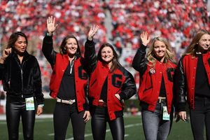 Image post by @ugawomenstennis on Instagram