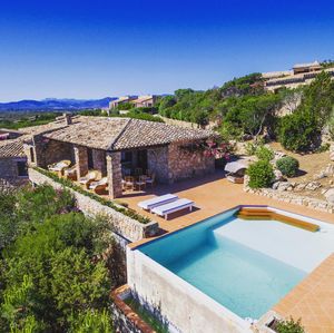 Image post by @christiesrealestate on Instagram