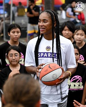 Image post by @la_sparks on Instagram
