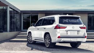 Image post by @Lexus on Twitter/X