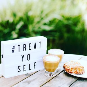 Image post by @drelizabethlewis on Instagram