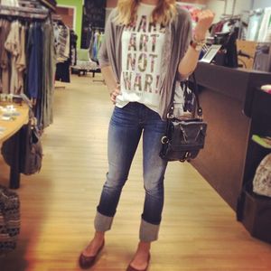 Image post by @shopoutoftown on Instagram