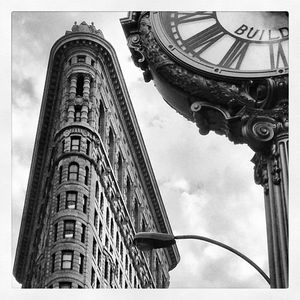 Image post by @themooneyshot on Instagram