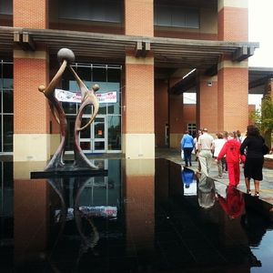 Image post by @uofsouthalabama on Instagram