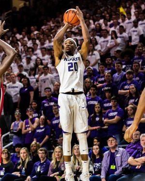 Image post by @kstatecollegian on Instagram
