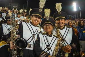 Image post by @calband on Instagram