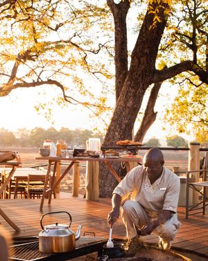 Image post by @chiawasafaris on Instagram