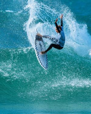 Image post by @wsl.qs on Instagram