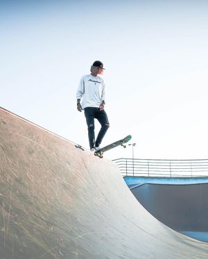 Image post by @dgtlsky on Instagram