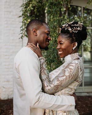 Image post by @thismodernlovephoto on Instagram