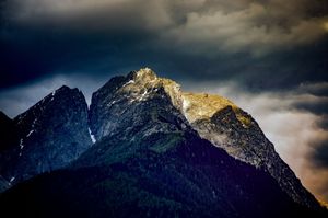 Image post by @litezall on Instagram