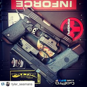 Image post by @seahorsecases on Instagram