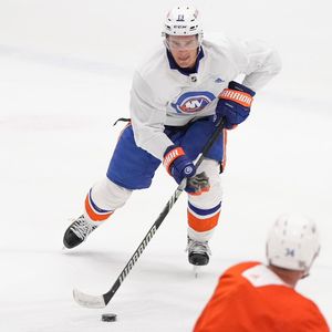 Image post by @geargeekhockey on Instagram