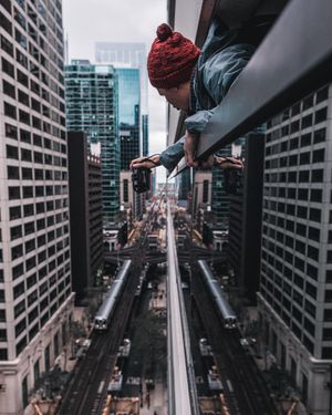 Image post by @its_holes on Instagram