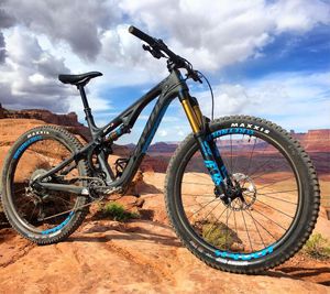 Image post by @bikerumor on Instagram