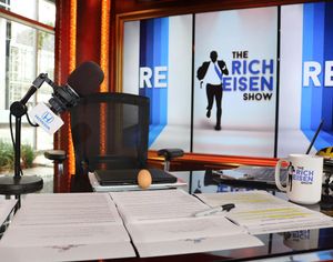 Image post by @richeisenshow on Instagram