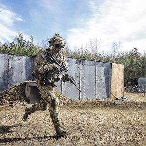 Image post by @goarmy on Instagram
