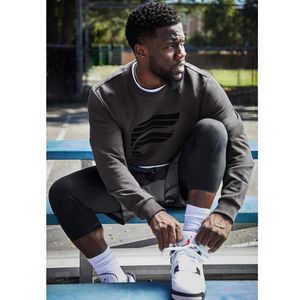 Image post by @kevinhart4real on Instagram