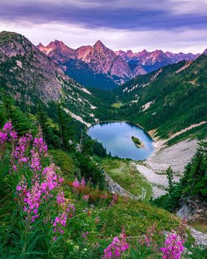 Image post by @nationalparkscollective on Instagram