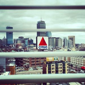 Image post by @bostonu on Instagram