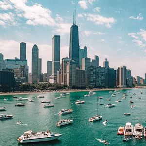 Image post by @exploreschicago on Instagram