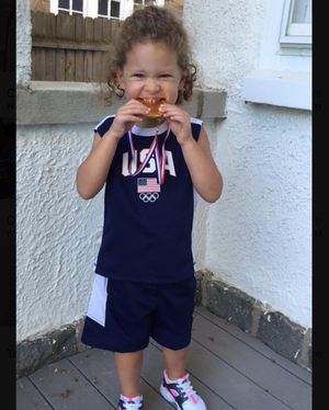 Image post by @de11edonne on Instagram