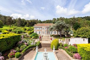 Image post by @christiesrealestate on Instagram