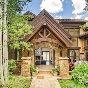 Image post by @christiesrealestate on Instagram