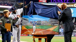 Image post by @bronxpinstripes on Instagram