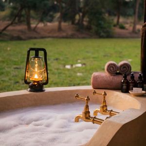 Image post by @chiawasafaris on Instagram