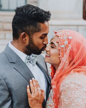Image post by @thismodernlovephoto on Instagram