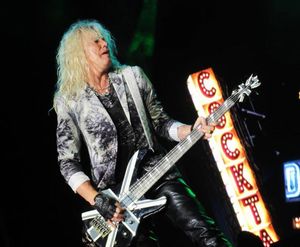 Image post by @defleppard on Instagram