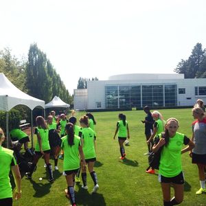 Image post by @ecnlgirls on Instagram
