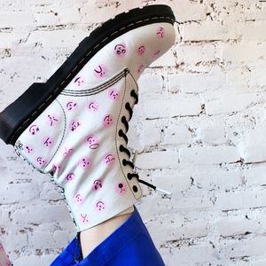 Image post by @drmartensofficial on Instagram