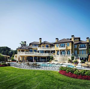 Image post by @christiesrealestate on Instagram