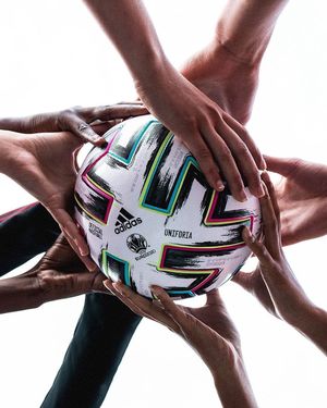 Image post by @adidasita on Instagram