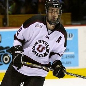 Image post by @readingroyals on Instagram