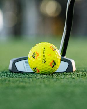 Image post by @taylormade_golf_japan on Instagram