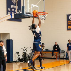 Image post by @utepmbb on Instagram