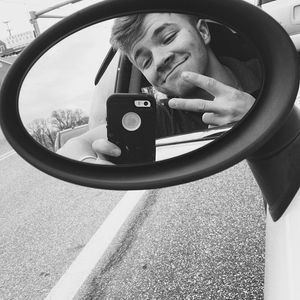 Image post by @willcarmack on Instagram
