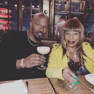 Image post by @iamjamiefoxx on Instagram