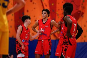 Image post by @itchenbball on Instagram